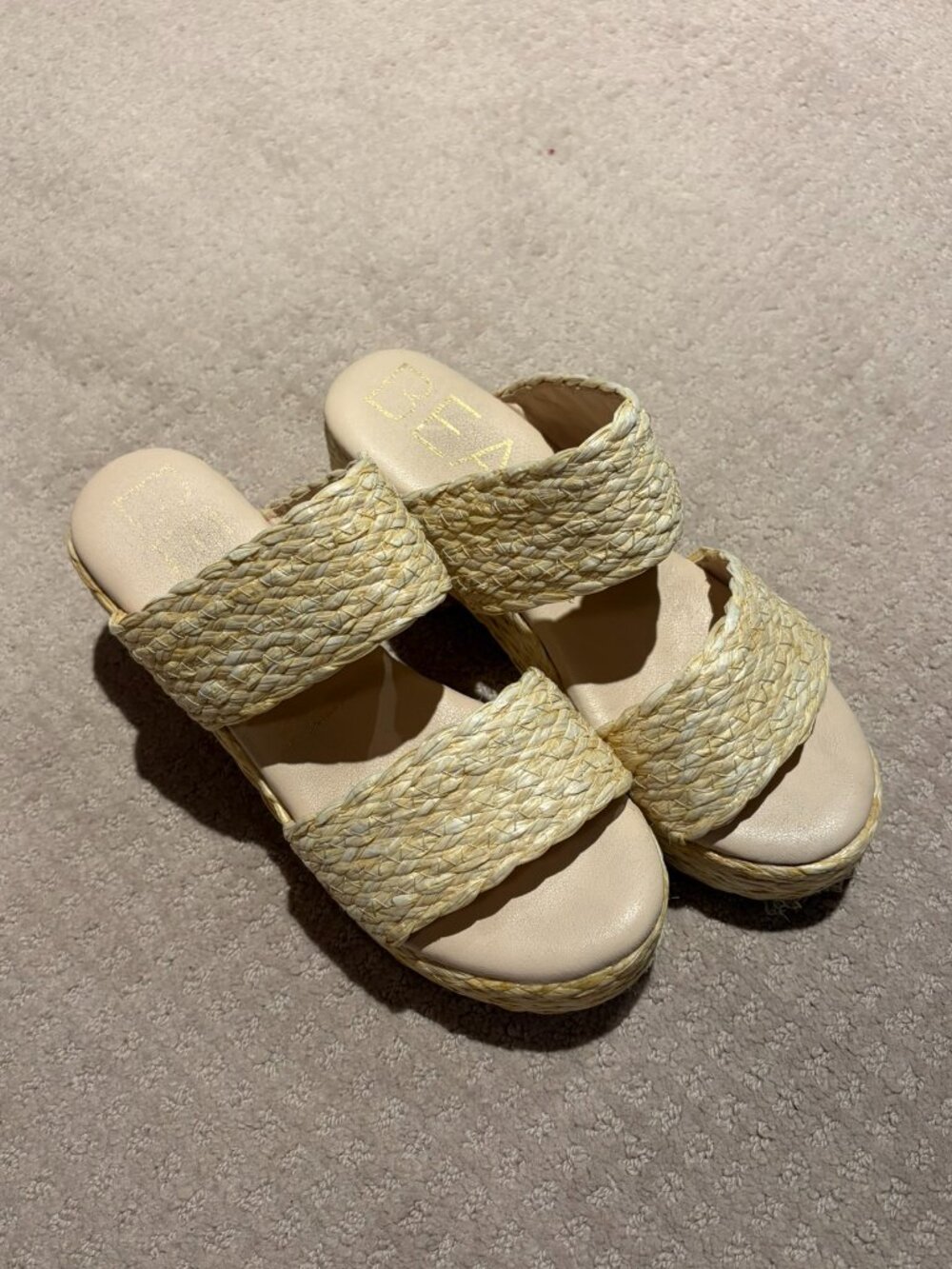 Beach by Matisse Women's Gold Raffia Woven Ocean Avenue Platform Sandals